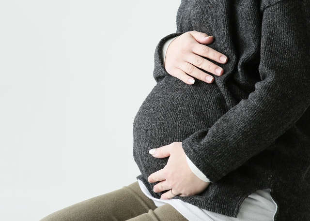 大きくなった子宮が内臓を圧迫することで症状が発生します